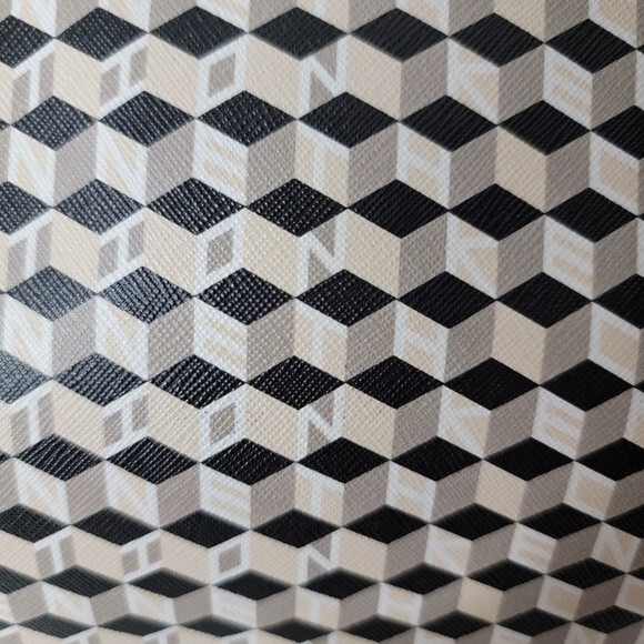 Kenneth Cole Black and tan geometric Satchel purse - Picture 5 of 5